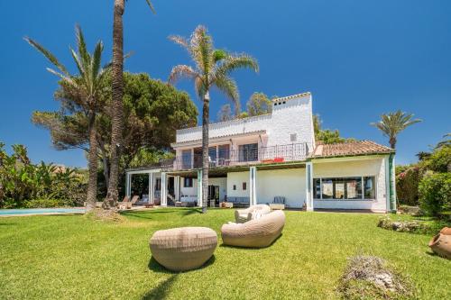 Beachfront Andalusian Villa