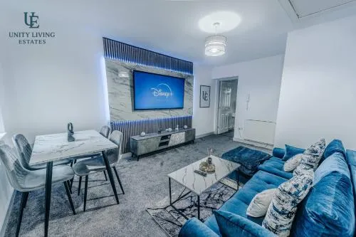 The Royal Suite 1BR Apartment Near Etihad Stadium & Coop Live photo 1