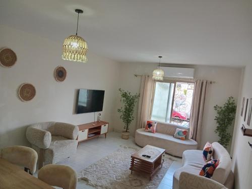 2 bedrooms Fully Air-Conditioned Rehab market