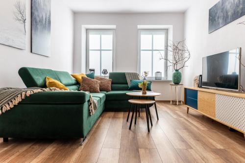 Kłodzki Apartament z Parkingiem - Blisko Centrum