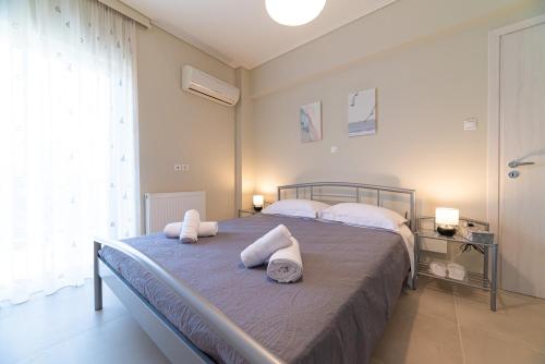 Angelica Oasis Alimos 2BR Luxury Pool & Parking