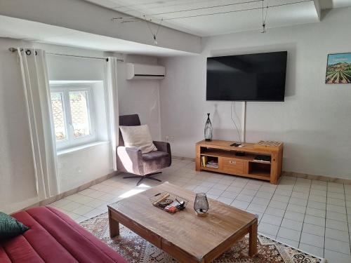 Appartement avec vue sur la cité mediévale