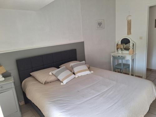 Appartement avec vue sur la cité mediévale