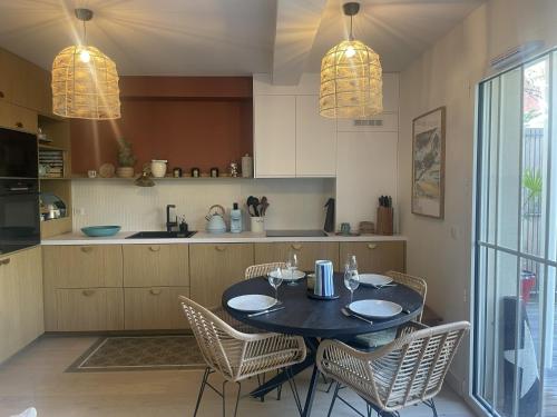 Élégant T3 avec terrasse et parking privé à Arcachon