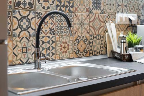 Thessaloniki Heart, Premium 2BR Suite, Sleeps 6