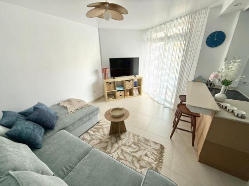 Sunny Escape in Los Cristianos