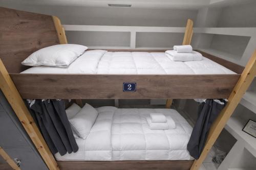 Athens Supreme BEDS No2