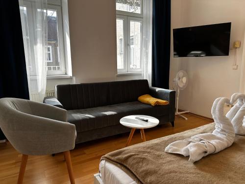 Next to Stadthalle I Your Retreat in Vienna