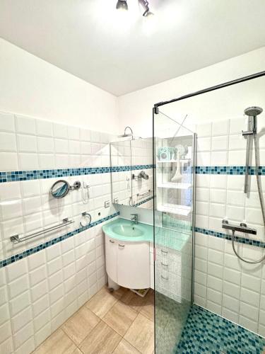Hochwertiges Meerblick Apartment Antibes - Balkon