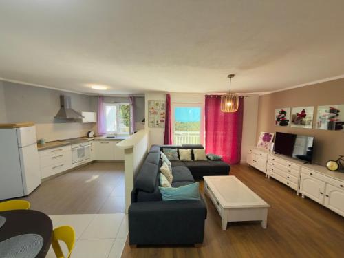 Apartment Oasis - Perfect for four