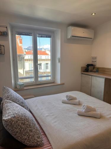 Massena Square Studio AC Old Town 5min Beach