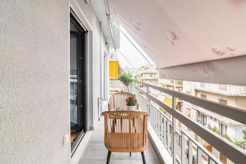 Enjoy Central Athens from a Lux 3BR apt
