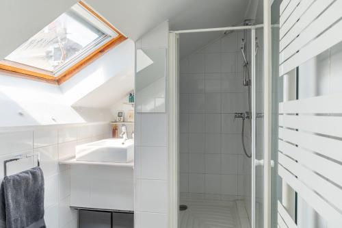 Les Savournins Paris - St-Honore - Appart Privé