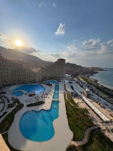 Porto Sokhna Pyramids Sea View