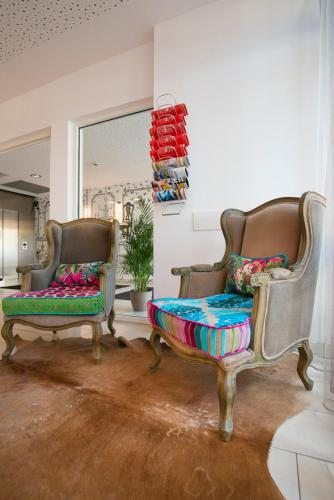 Χώρος καθιστικού στο fab Hotel