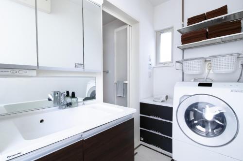 Ohori Parkside Stay