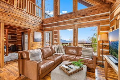 Incredible Views | Hot Tub | Close to Everything! photo 5