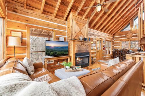 Incredible Views | Hot Tub | Close to Everything! photo 17