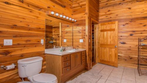 Incredible Views | Hot Tub | Close to Everything! photo 27