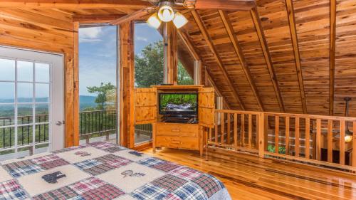 Incredible Views | Hot Tub | Close to Everything! photo 29