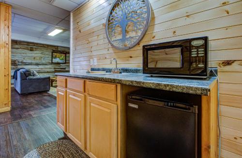 Incredible Views | Hot Tub | Close to Everything! photo 44