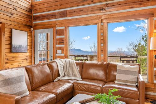 Incredible Views | Hot Tub | Close to Everything! photo 48