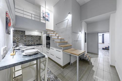 WestEnd Prime Top Location -Huge 3 BR with AC