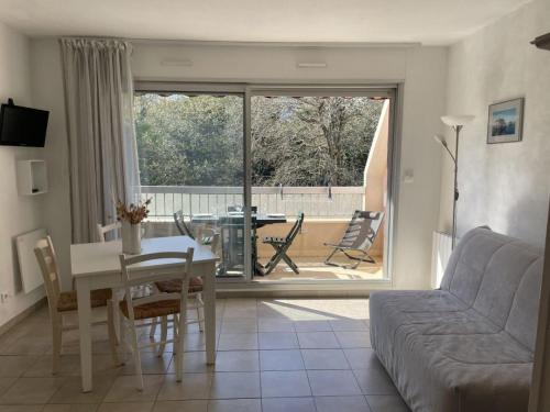 Studio avec terrasse plein sud & parking privé