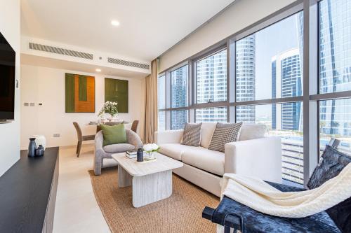2BR - Stylish Apt - Modern - Pool & Gym - Reem Island