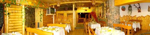 Restoran atau tempat lain untuk makan di Sobin' Mini-Hotel