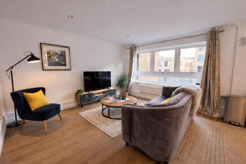 Foto Home2Home - Market rise 5