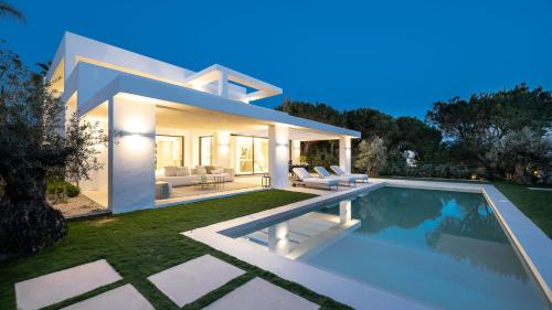 Villa exclusiva con piscina privada climatizada