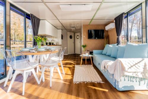 Houseboat - Hotel Ukiel Wellness & SPA