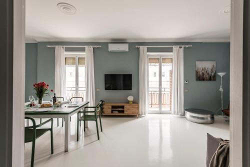 The Best Rent - Bright two-bedroom apartment in the historic center of Rome