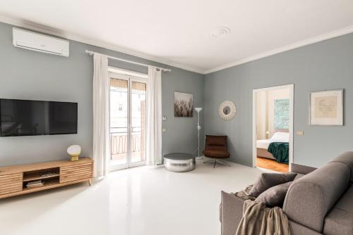 The Best Rent - Bright two-bedroom apartment in the historic center of Rome