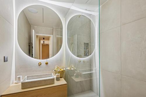 Luxury apartment Saint- Germain-des-Prés Jardin Luxembourg