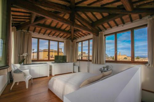 Afbeelding uit fotogalerij van B&B Le Logge Luxury Rooms in Siena