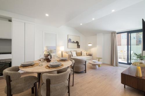 PAYPE Fuengirola by AORA STAY