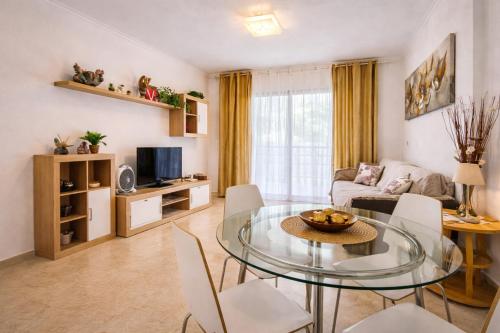 Beautiful Apartment Palm Mar con 4 posti letto e 3 piscine