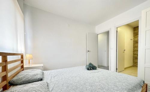 Tangerine Apartment by go nomad