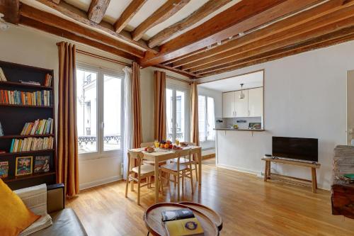 BnBNova - 1BR Eiffel Tower & Rue Cler