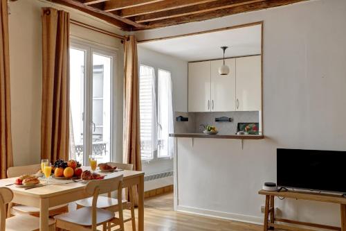BnBNova - 1BR Eiffel Tower & Rue Cler