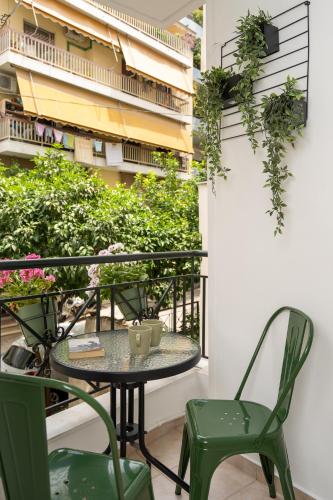 Artistic City Stay - Walk to Acropolis & Metro