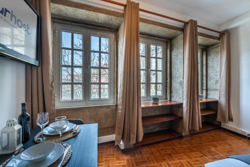Open the Window and Feel the Historic Porto