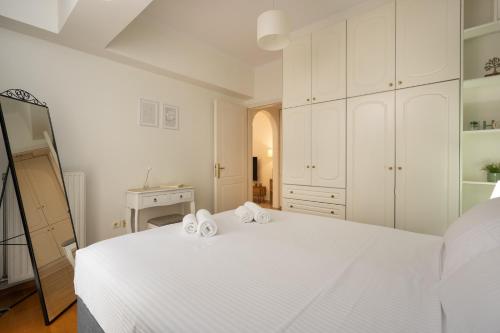 Artistic City Stay - Walk to Acropolis & Metro