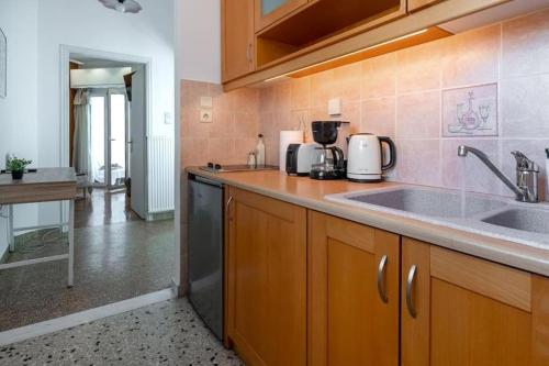 Penthouse Under Acropolis