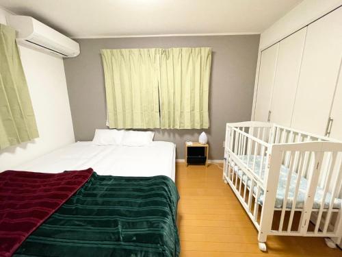 Prime Shinjuku - 12min to Kabukicho - Quiet Park Area - Entire House - 3BD 6Beds - 70 sqm 750 sqft