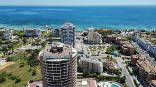 #198 Praia Mar Apartment Pool & Location