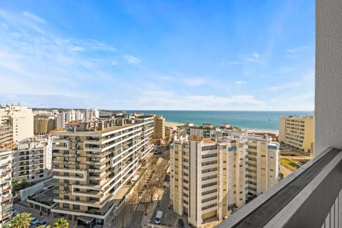 Tarik Golden View