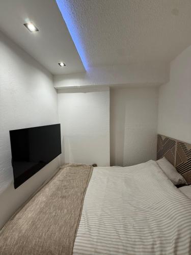 Vue Port, piscine et parking 4 Couchages Appartement Entièrement Rénové